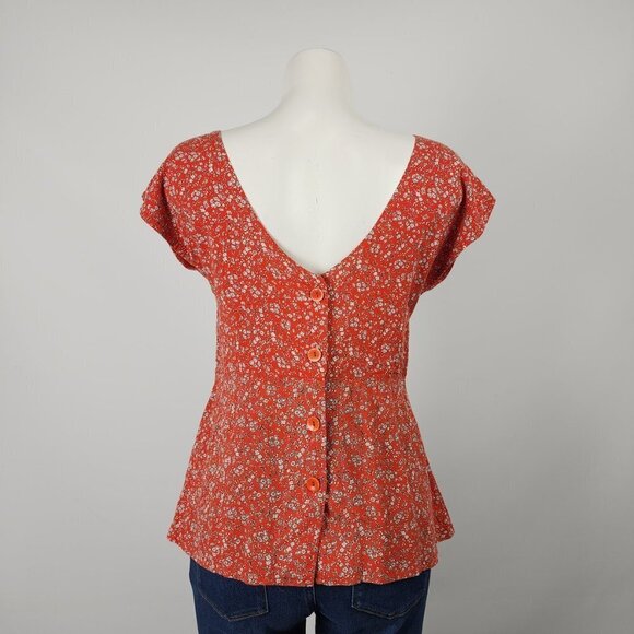 Sabrina Butterfly Red Floral Short Sleeve Top Size S/M - Picture 6 of 8